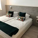 Otel Hotleu